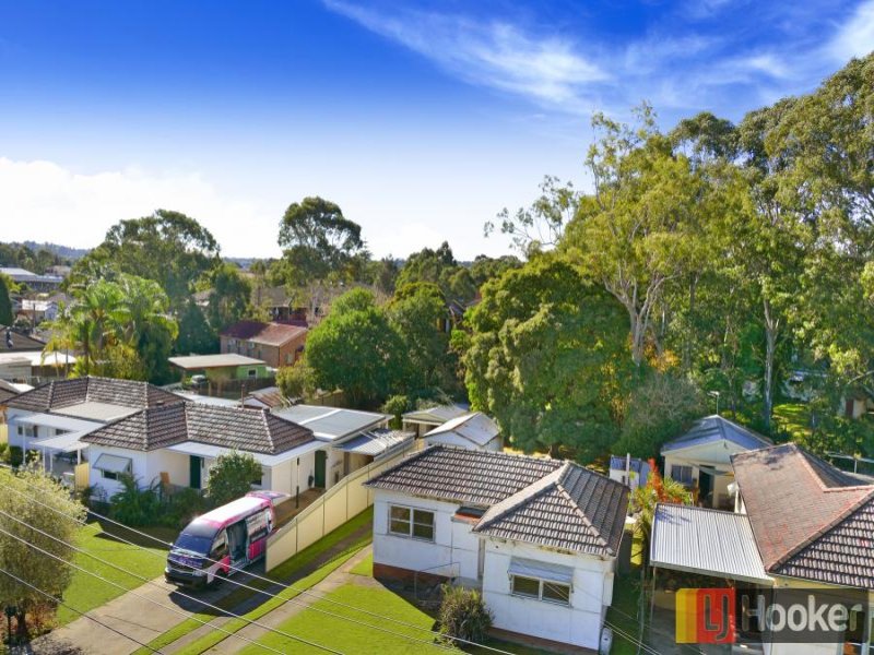 9 Linden Street, Toongabbie, NSW 2146 Property Details