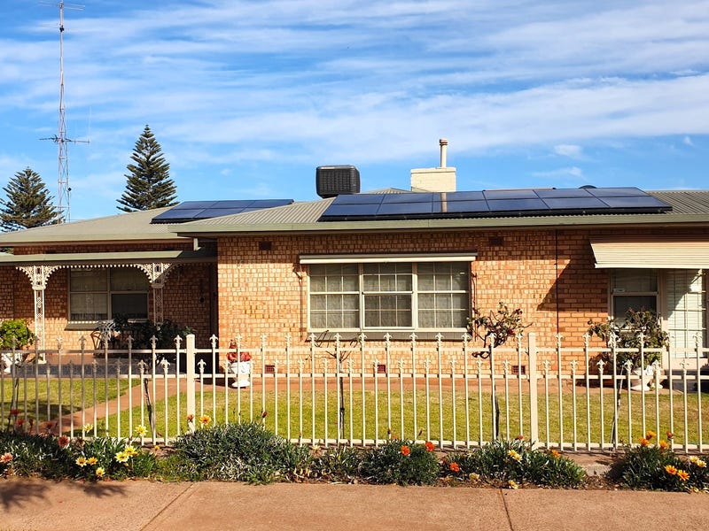 69 Broadbent Terrace