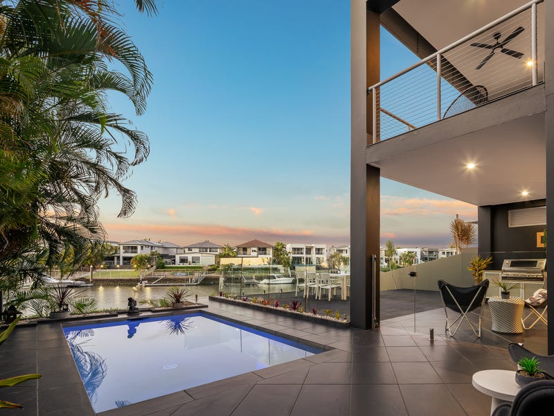 12 River Links Boulevard East