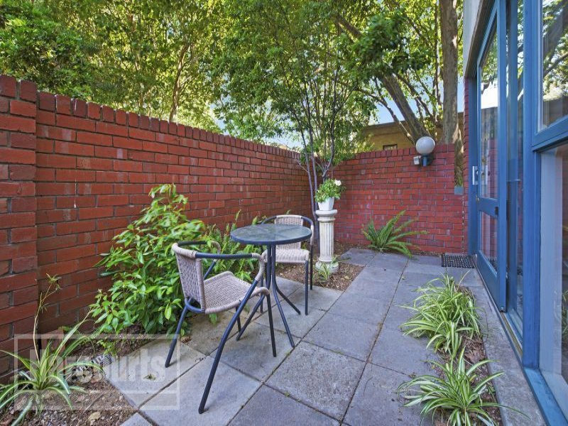 C1/85 Haines Street, North Melbourne Sold by Harcourts Melbourne City - image 4