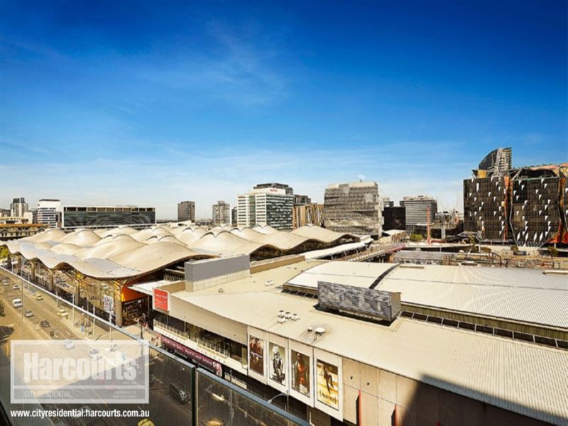 1009/200 Spencer Street, Melbourne Sold by Harcourts Melbourne City - image 4