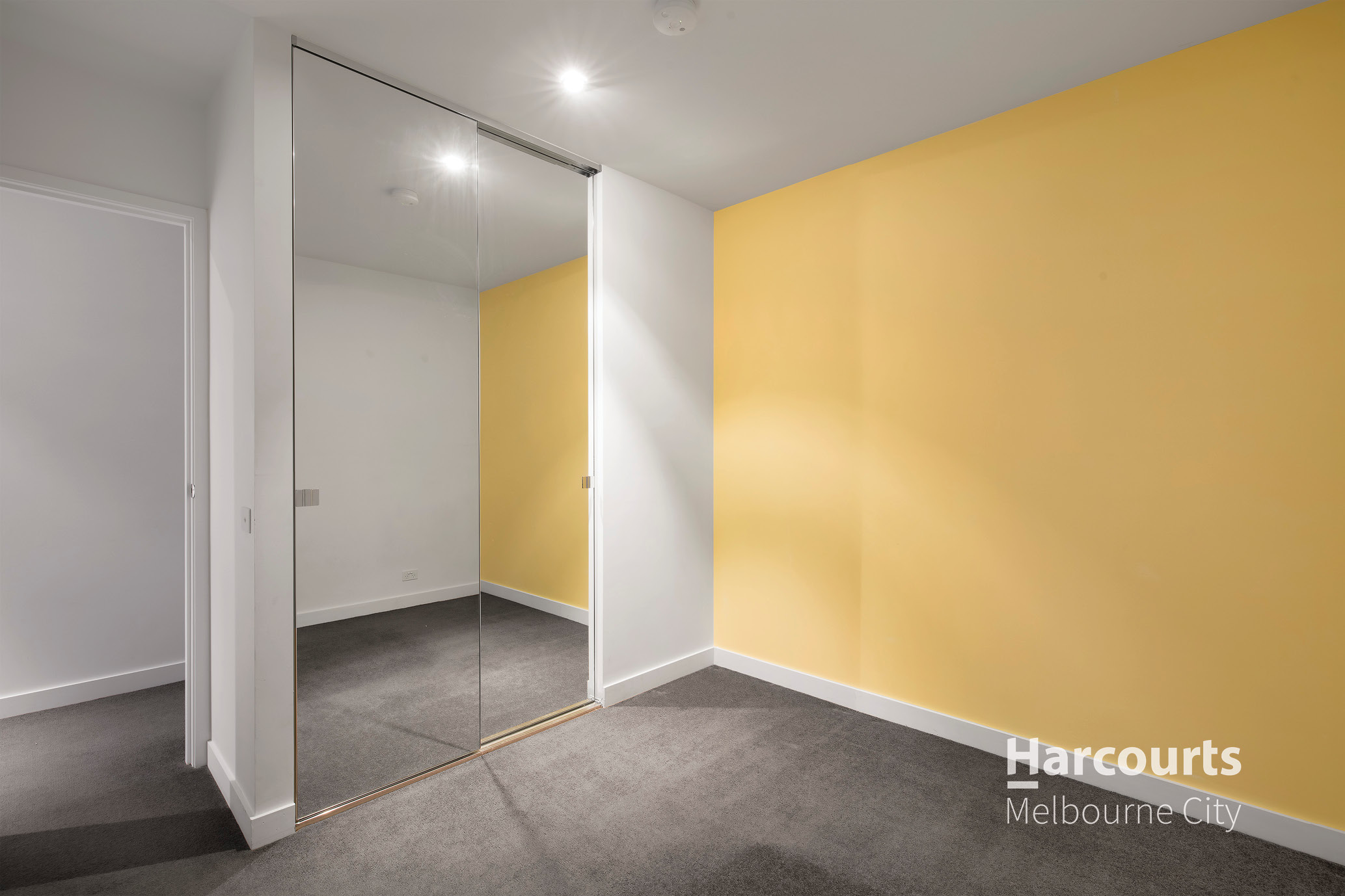 2603/7 Katherine Place, Melbourne Sold by Harcourts Melbourne City - image 4