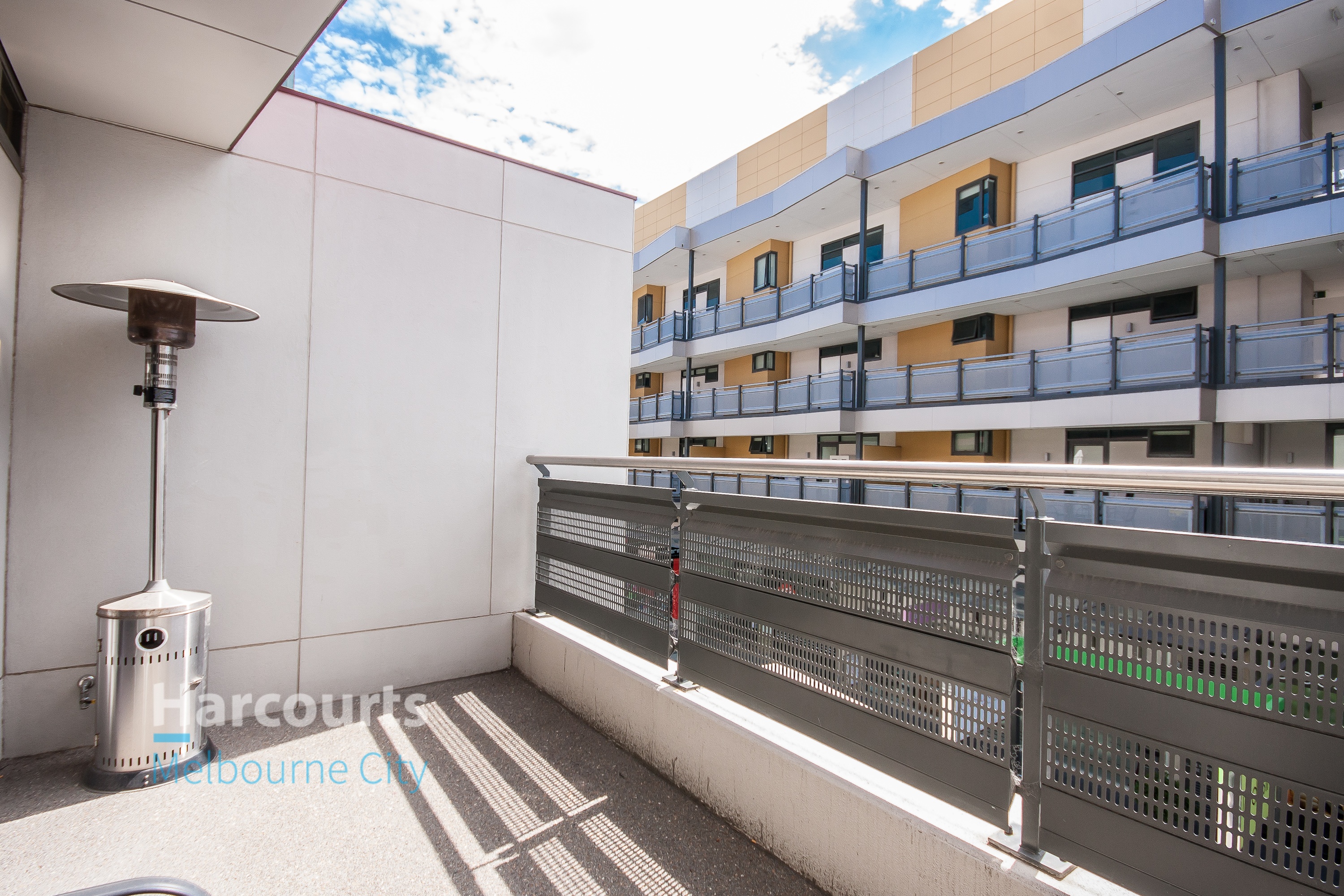 230/117 Studio Lane, Docklands Leased by Harcourts Melbourne City - image 8