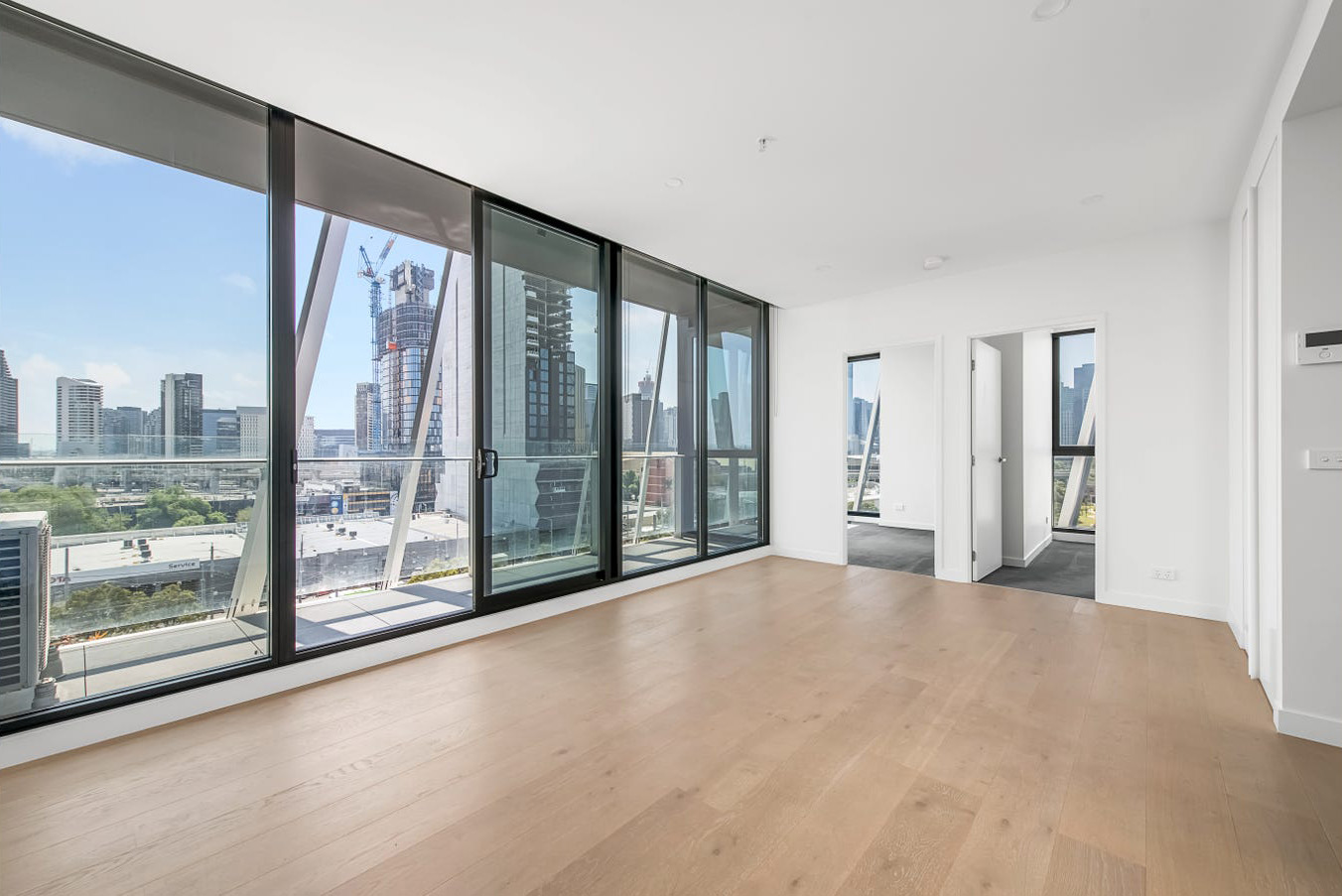 705/89 Gladstone Street, South Melbourne Leased by Harcourts Melbourne City - image 2