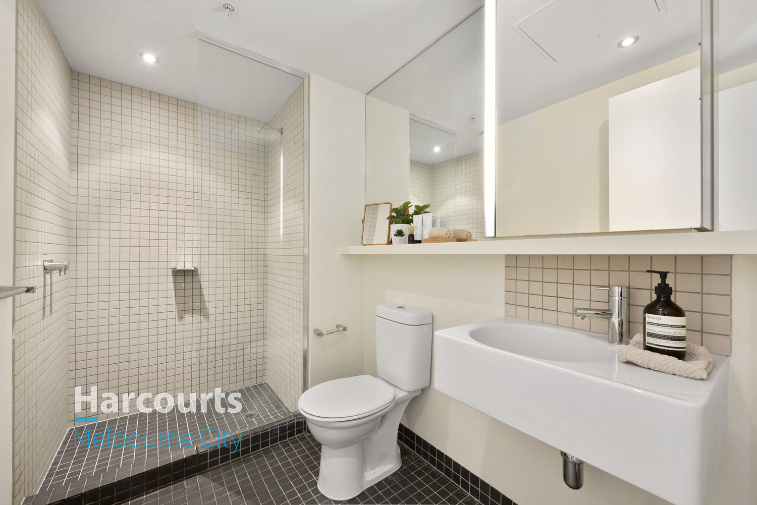 309V/162 Albert Street, East Melbourne Sold by Harcourts Melbourne City - image 7