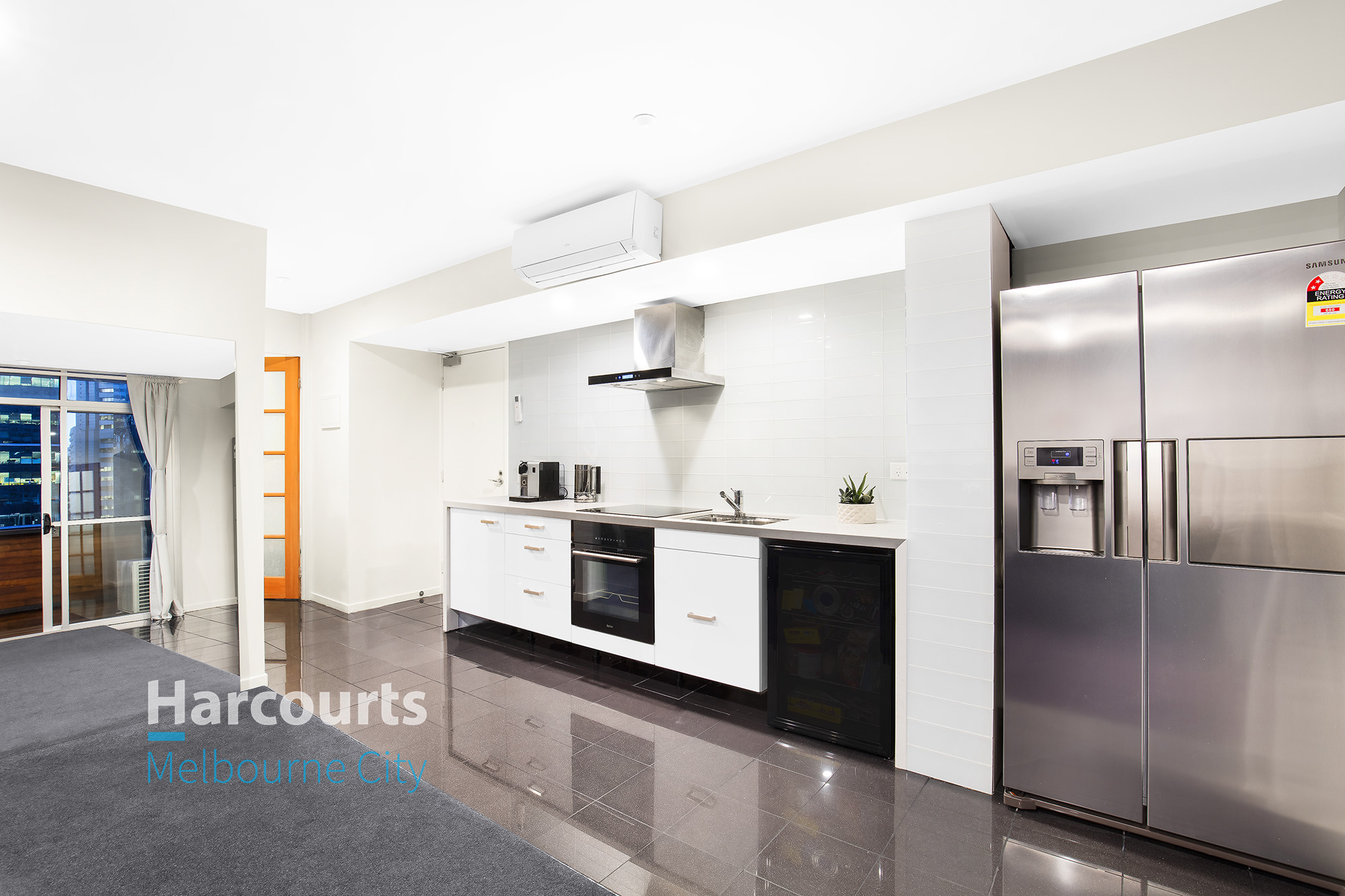 806/11 Cohen Place, Melbourne Sold by Harcourts Melbourne City - image 4