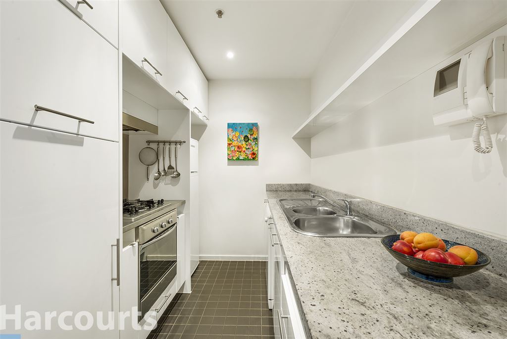 1409/225 Elizabeth Street, Melbourne Sold by Harcourts Melbourne City - image 3