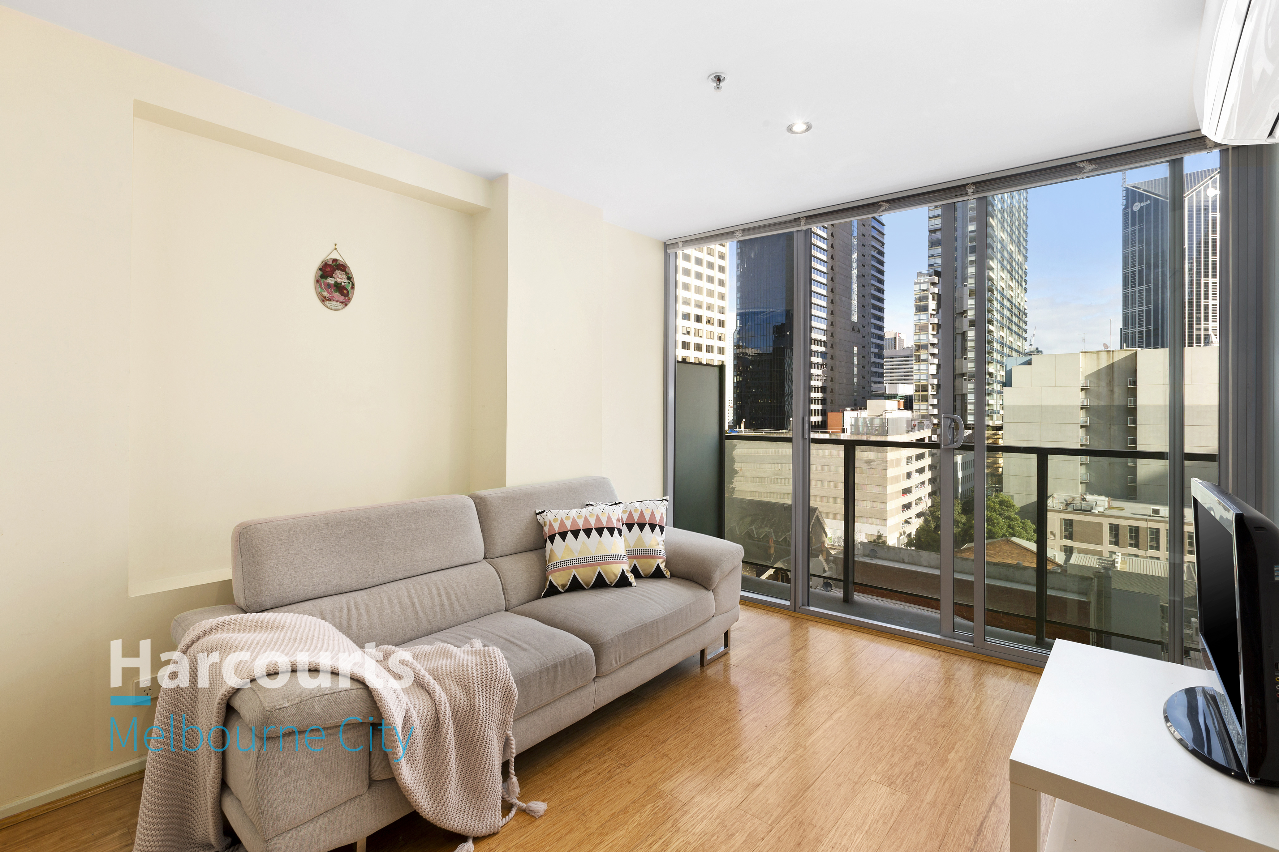 703/8 Exploration Lane, Melbourne Sold by Harcourts Melbourne City - image 2