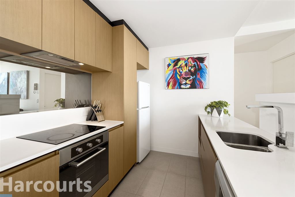 911/15 Clifton Street, Prahran Sold by Harcourts Melbourne City - image 6