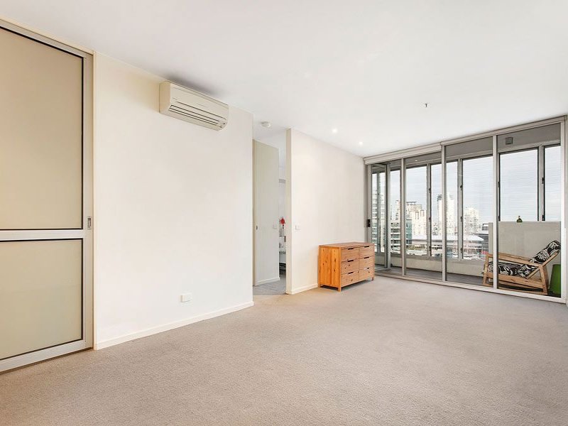 1102/8 McCrae Street, Docklands Sold by Harcourts Melbourne City - image 2