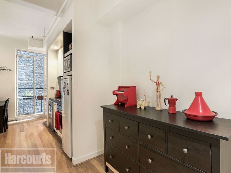 611/422 Collins Street, Melbourne Sold by Harcourts Melbourne City - image 3