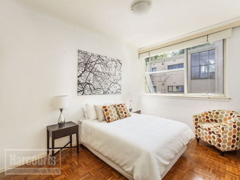 8/11 Fulton Street, St Kilda East Sold by Harcourts Melbourne City - image 3