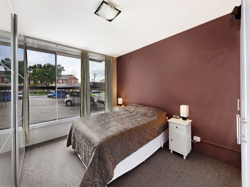 4/93 Droop Street, Footscray Sold by Harcourts Melbourne City - image 3