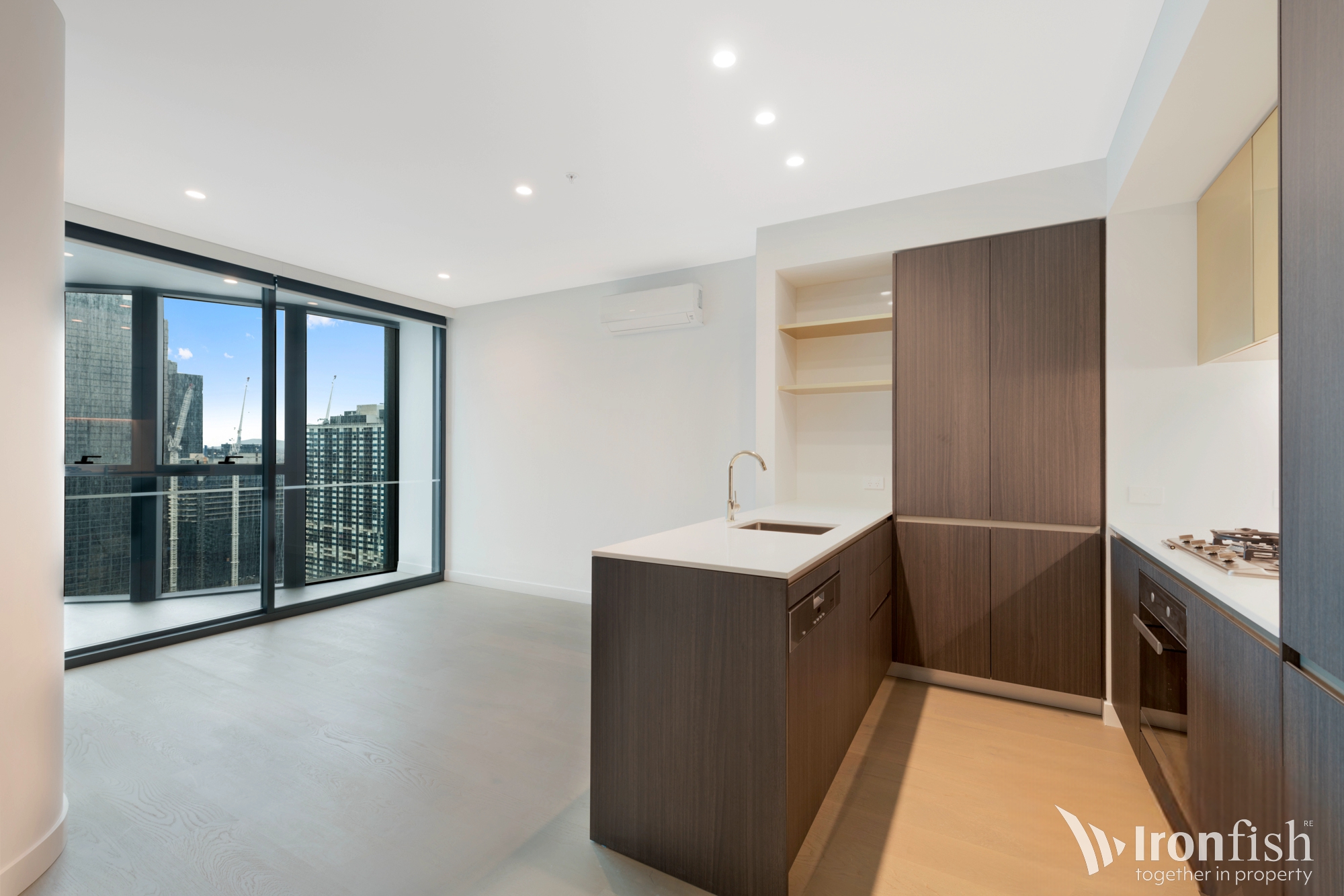 3811/228 La Trobe Street, Melbourne, Vic 3000 - Apartment 3811/228 La Trobe Street, Melbourne, Vic 3000 - Apartment