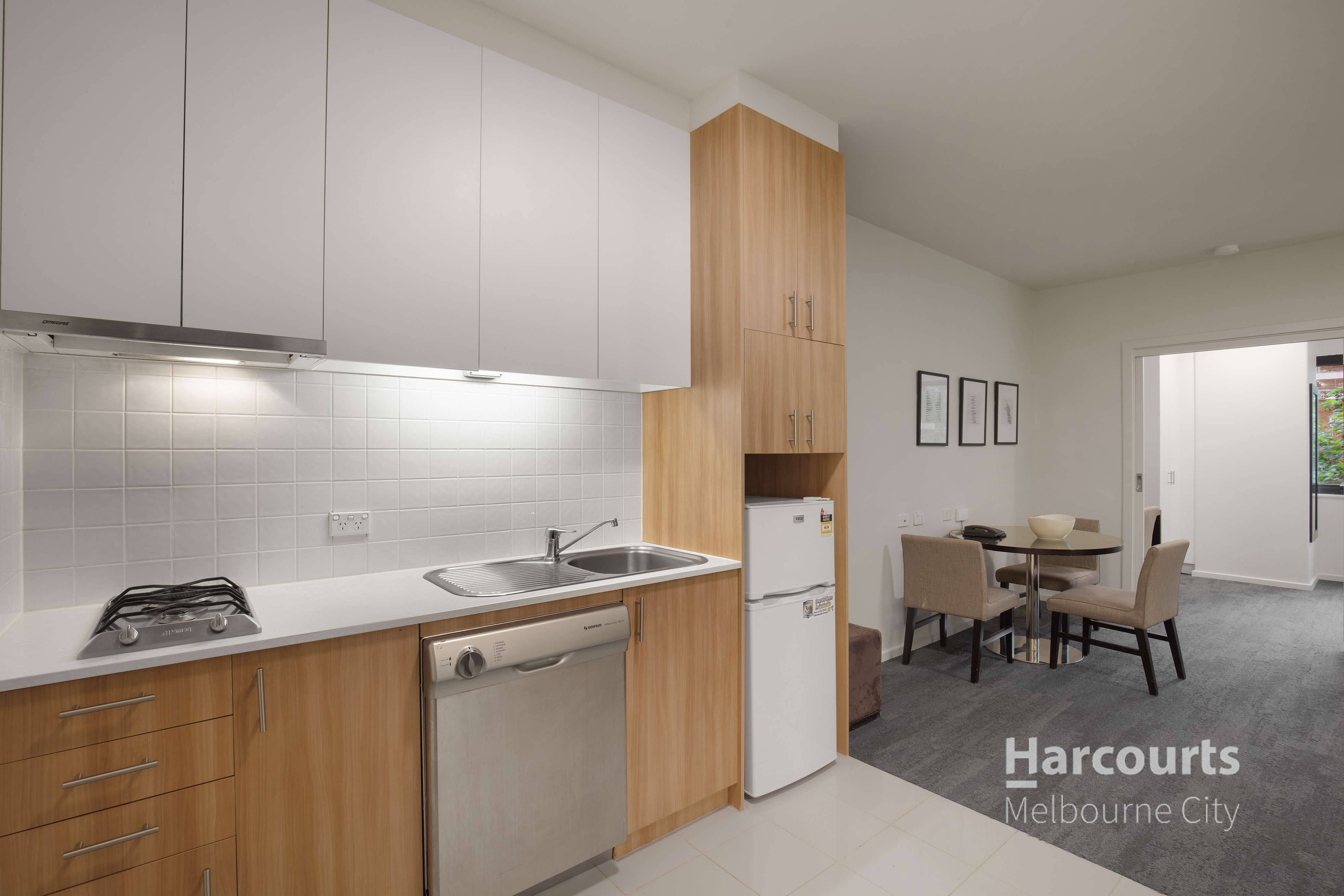 513/250 Elizabeth Street, Melbourne Sold by Harcourts Melbourne City - image 4