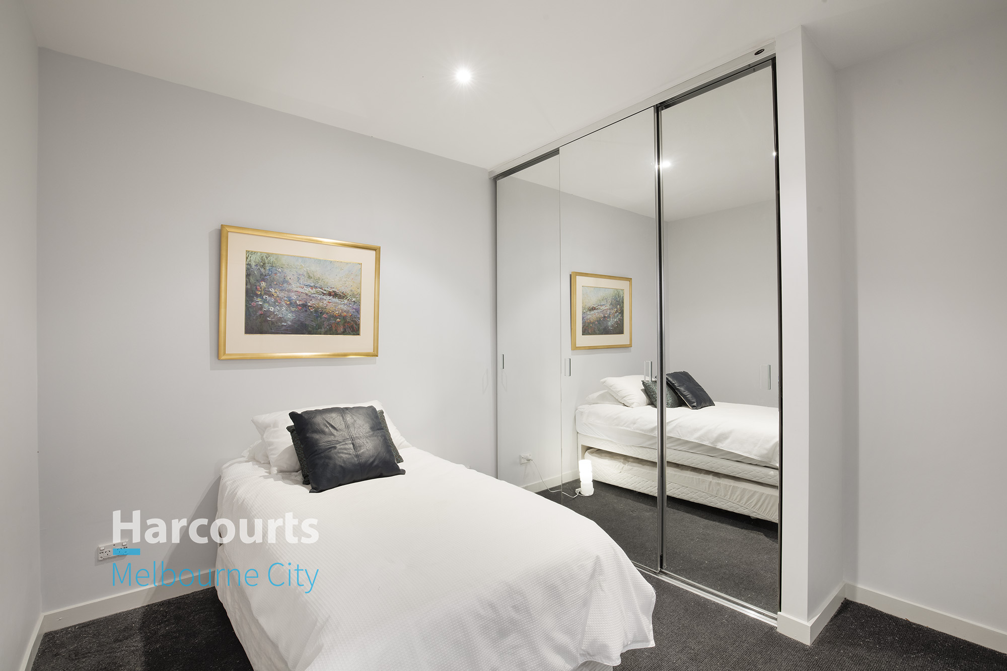 1004/166 Wellington Parade, East Melbourne Sold by Harcourts Melbourne City - image 9