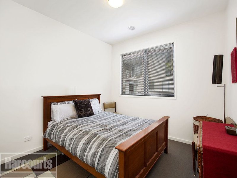 315/3 Hoddle Street, Collingwood Sold by Harcourts Melbourne City - image 4