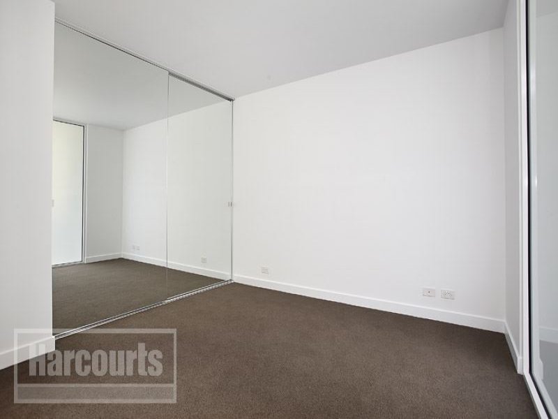 2504/7 Katherine Place, Melbourne Sold by Harcourts Melbourne City - image 3