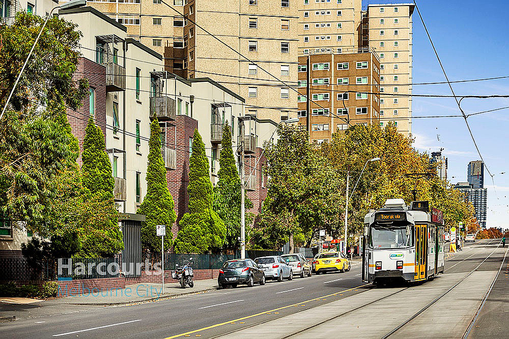 2405/570 Lygon Street, Carlton Leased by Harcourts Melbourne City - image 9