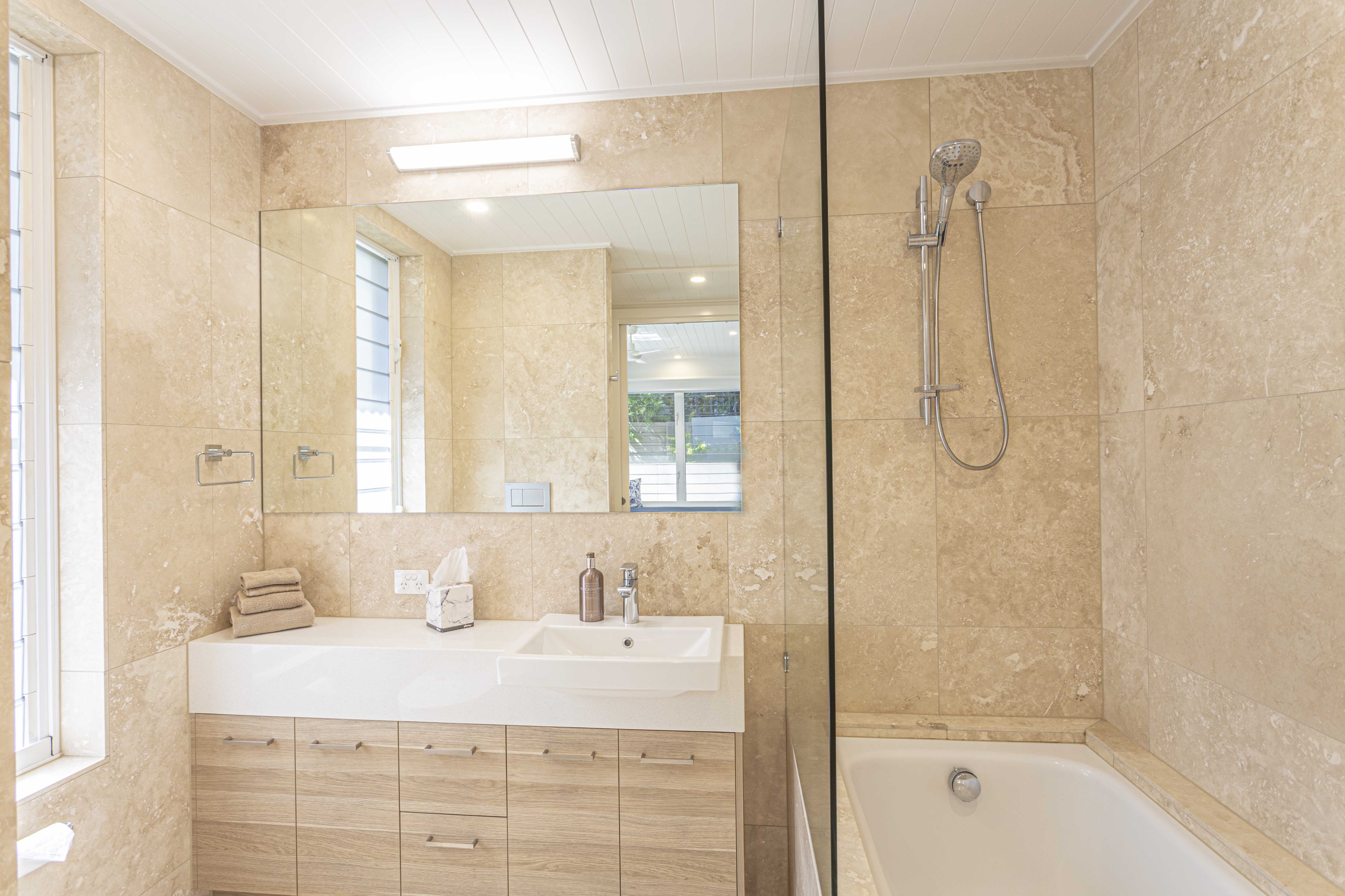 1/6 Crank Street, Sunshine Beach Sold by Ray White Noosa - image 27