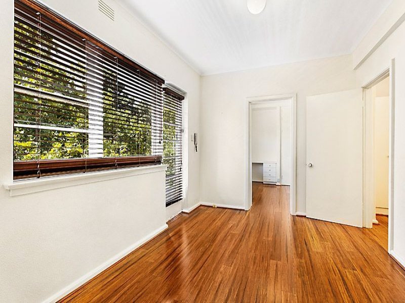 11/161 Wellington Parade South, East Melbourne Sold by Harcourts Melbourne City - image 4