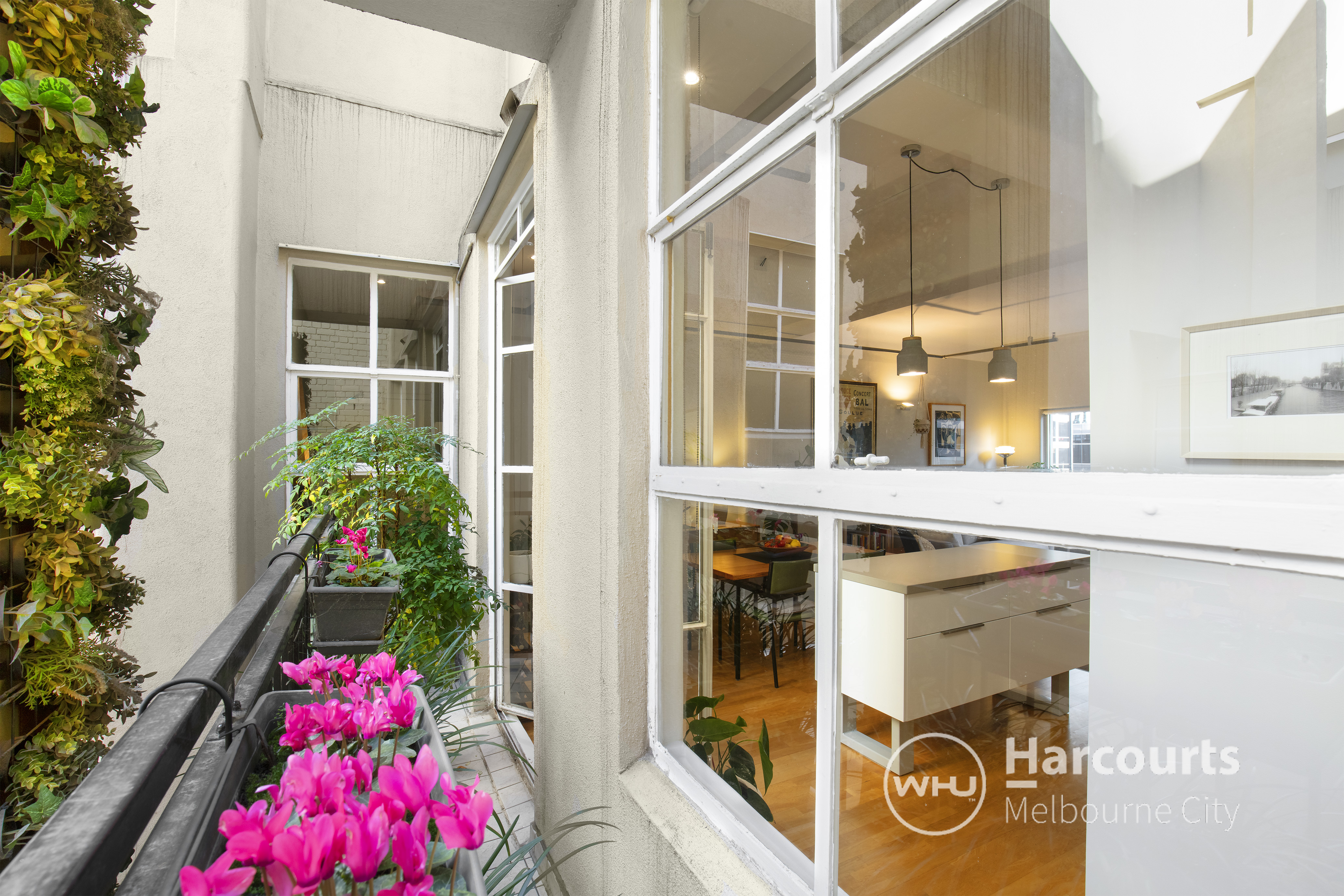 1014/422 Collins Street, Melbourne Sold by Harcourts Melbourne City - image 3