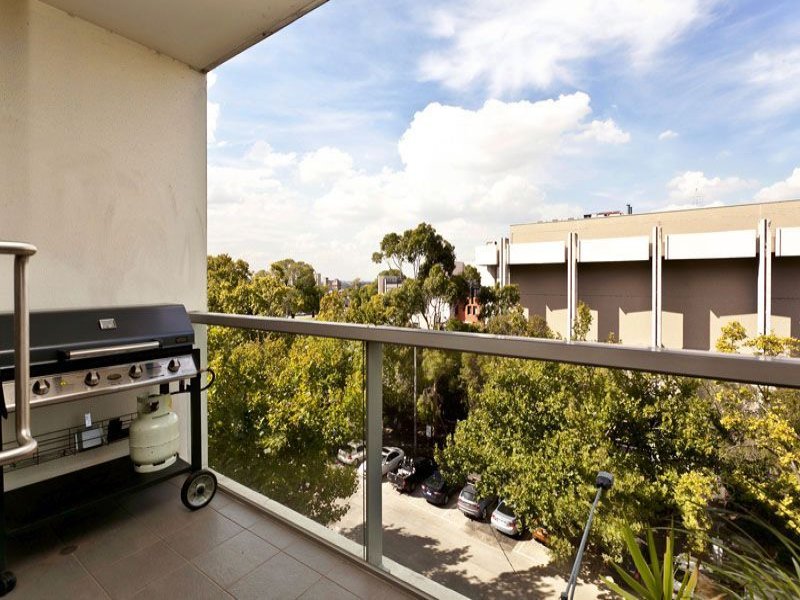 503/9 Eades Street, East Melbourne Sold by Harcourts Melbourne City - image 7