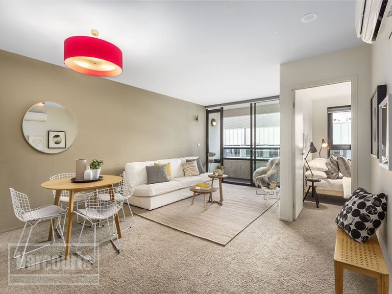 503/838 Bourke Street, Docklands Sold by Harcourts Melbourne City - image 2