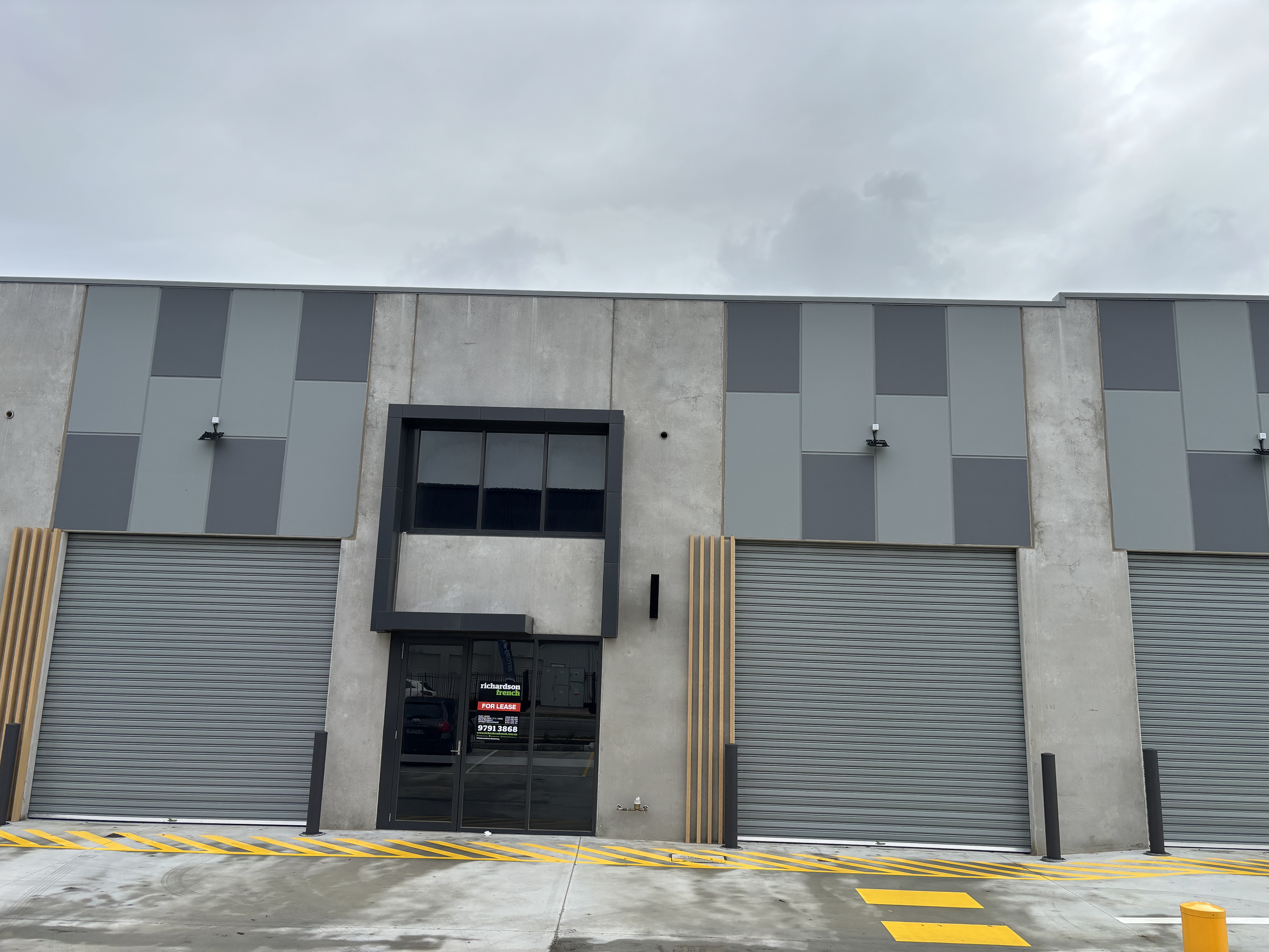 2 Compass Court, SEAFORD VIC 3198