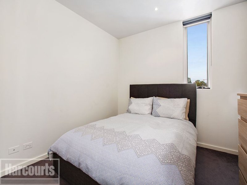 13/2 Walker Street, Moonee Ponds Sold by Harcourts Melbourne City - image 4