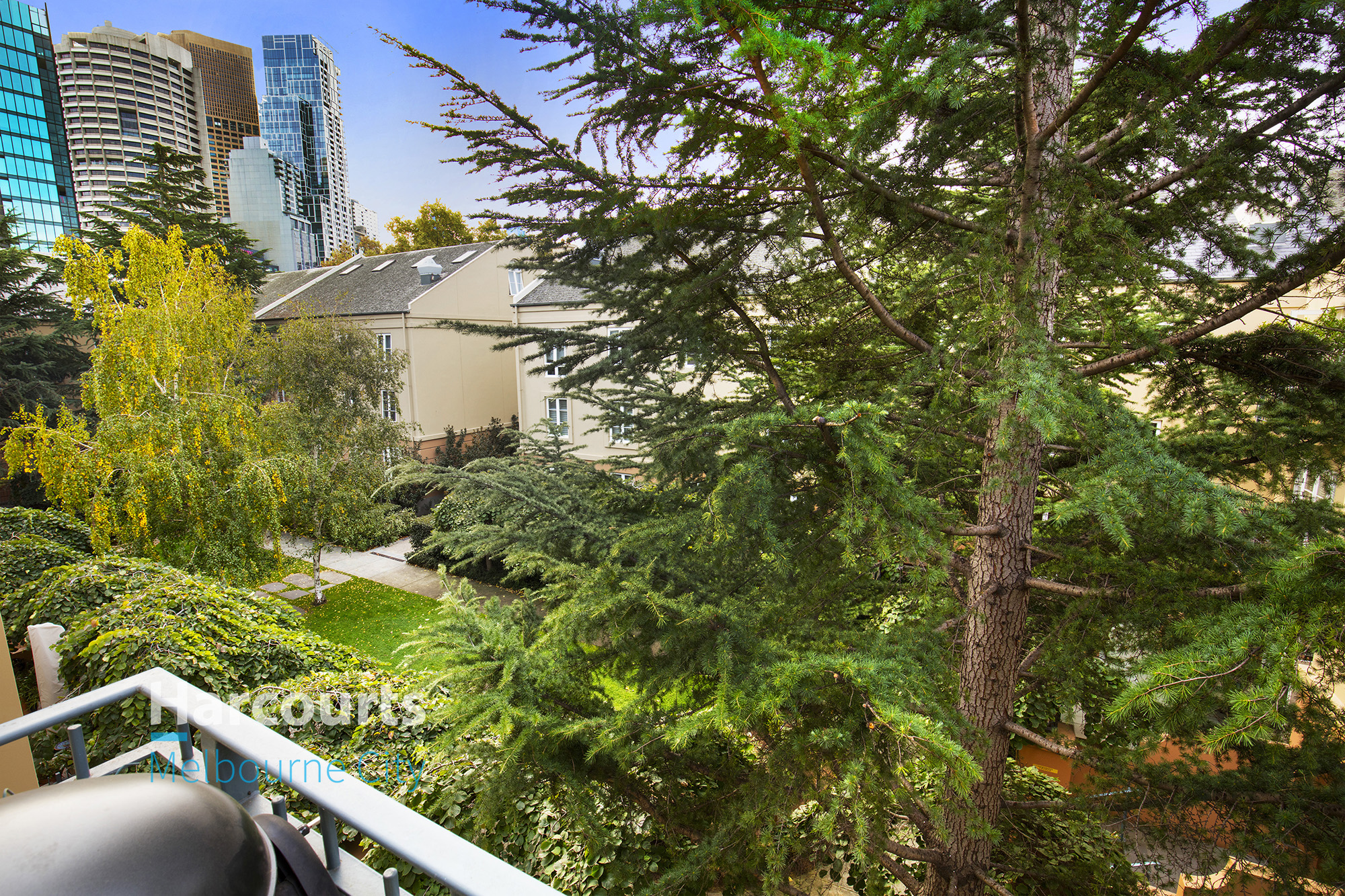 36/211 Wellington Parade South, East Melbourne Sold by Harcourts Melbourne City - image 2