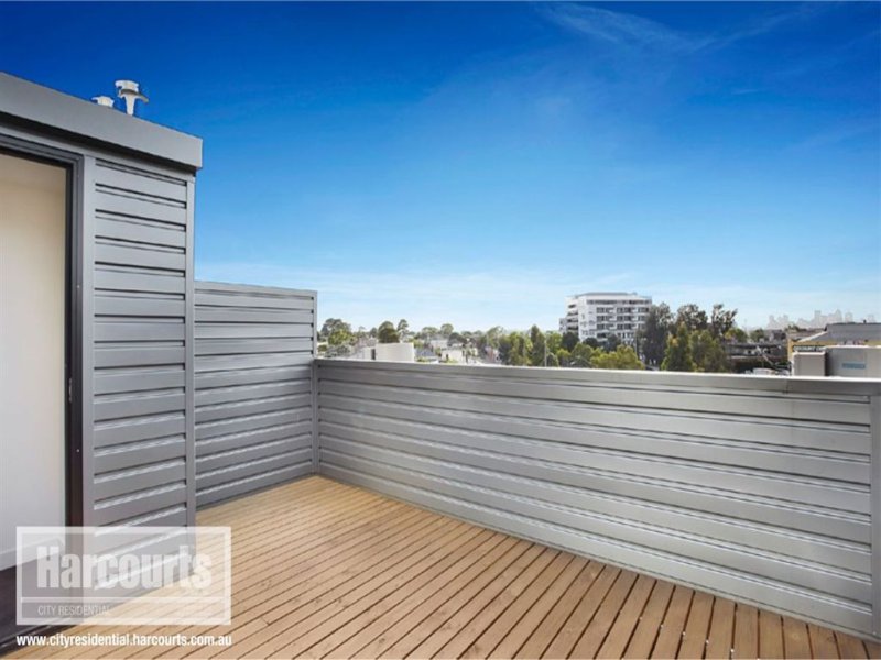 10 Greenham Place, Footscray Sold by Harcourts Melbourne City - image 7