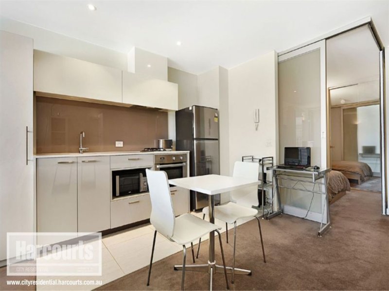 1009/200 Spencer Street, Melbourne Sold by Harcourts Melbourne City - image 5