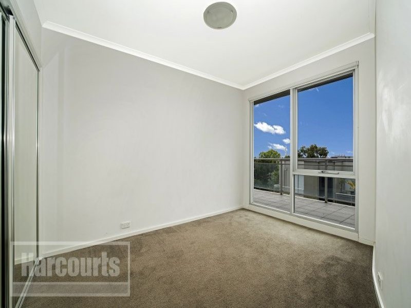 35/30 Chetwynd Street, West Melbourne Sold by Harcourts Melbourne City - image 5