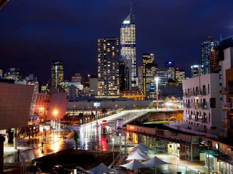 1207/100 Harbour Esplanade, Docklands Sold by Harcourts Melbourne City - image 9