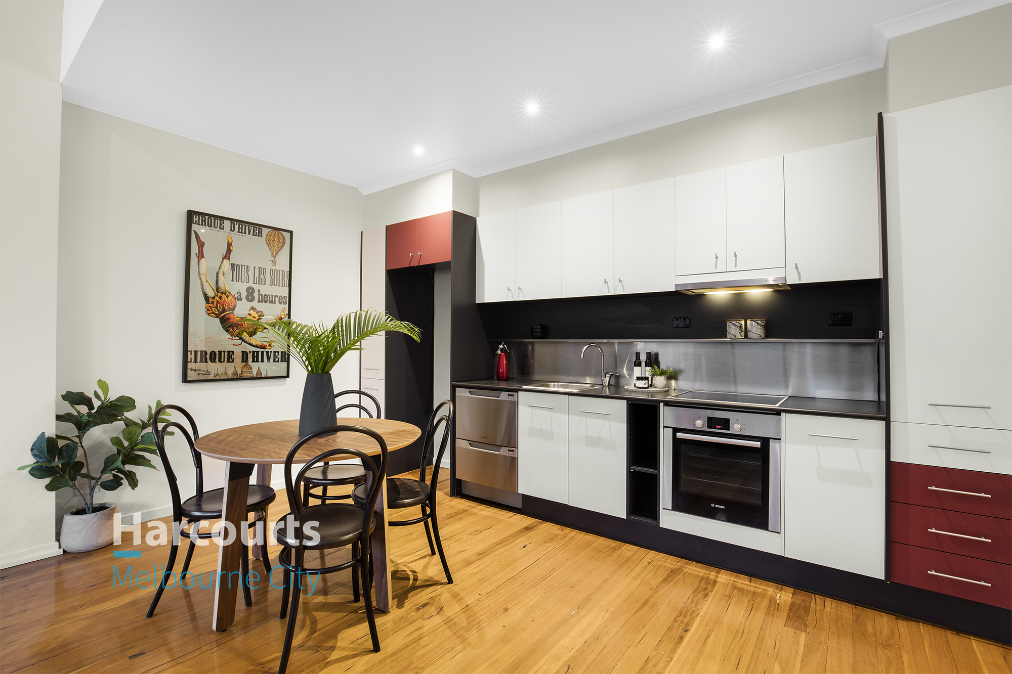 6/18 Ireland Street, West Melbourne Sold by Harcourts Melbourne City - image 4