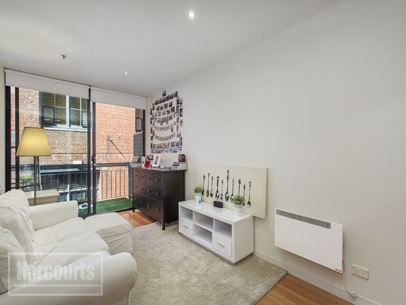 108/16 Liverpool Street, Melbourne Sold by Harcourts Melbourne City - image 2