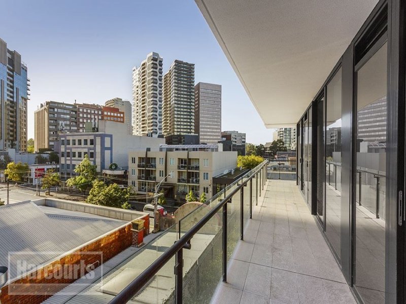 412/52 Park Street, South Melbourne Sold by Harcourts Melbourne City - image 2