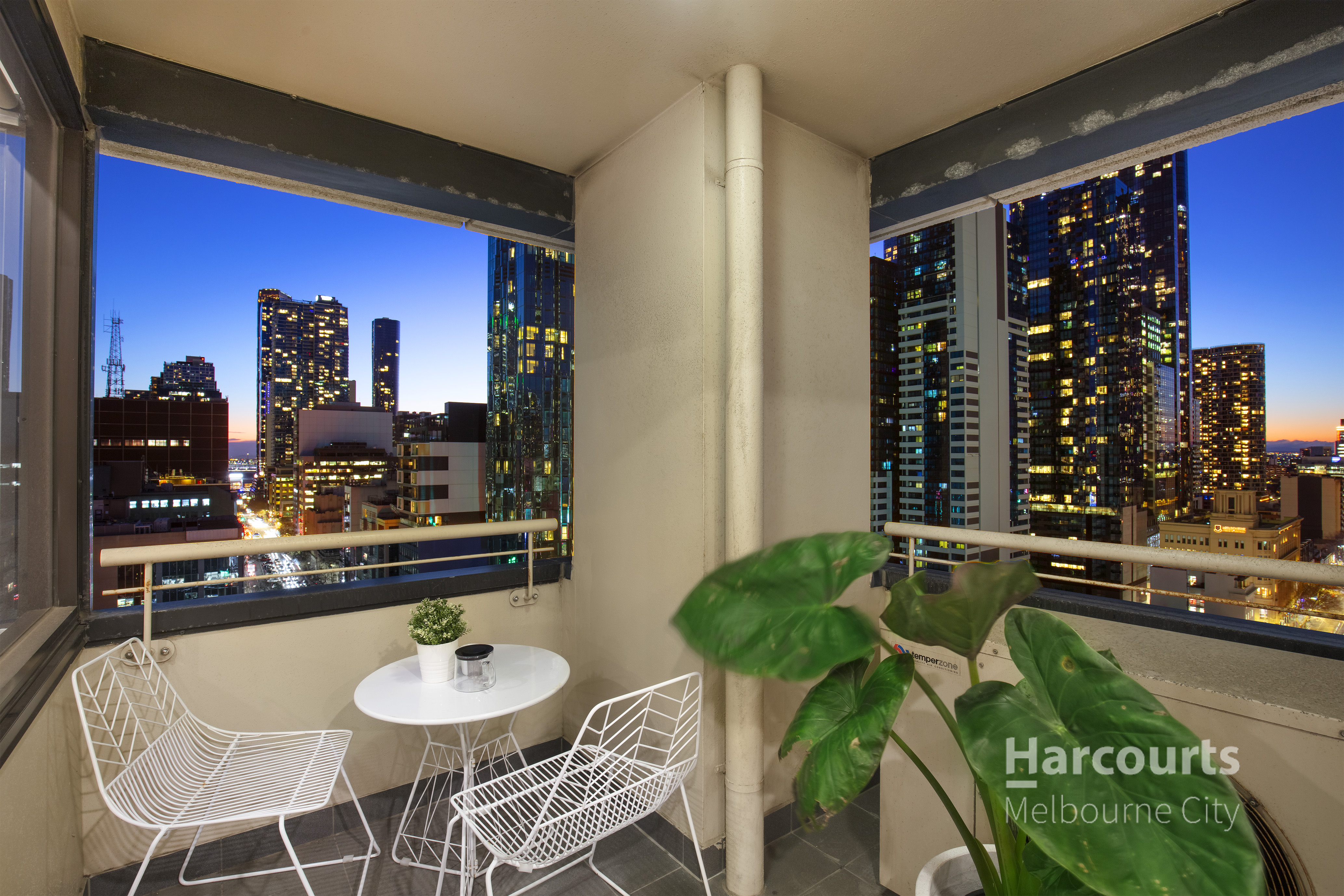 1814/250 Elizabeth Street, Melbourne Sold by Harcourts Melbourne City - image 2