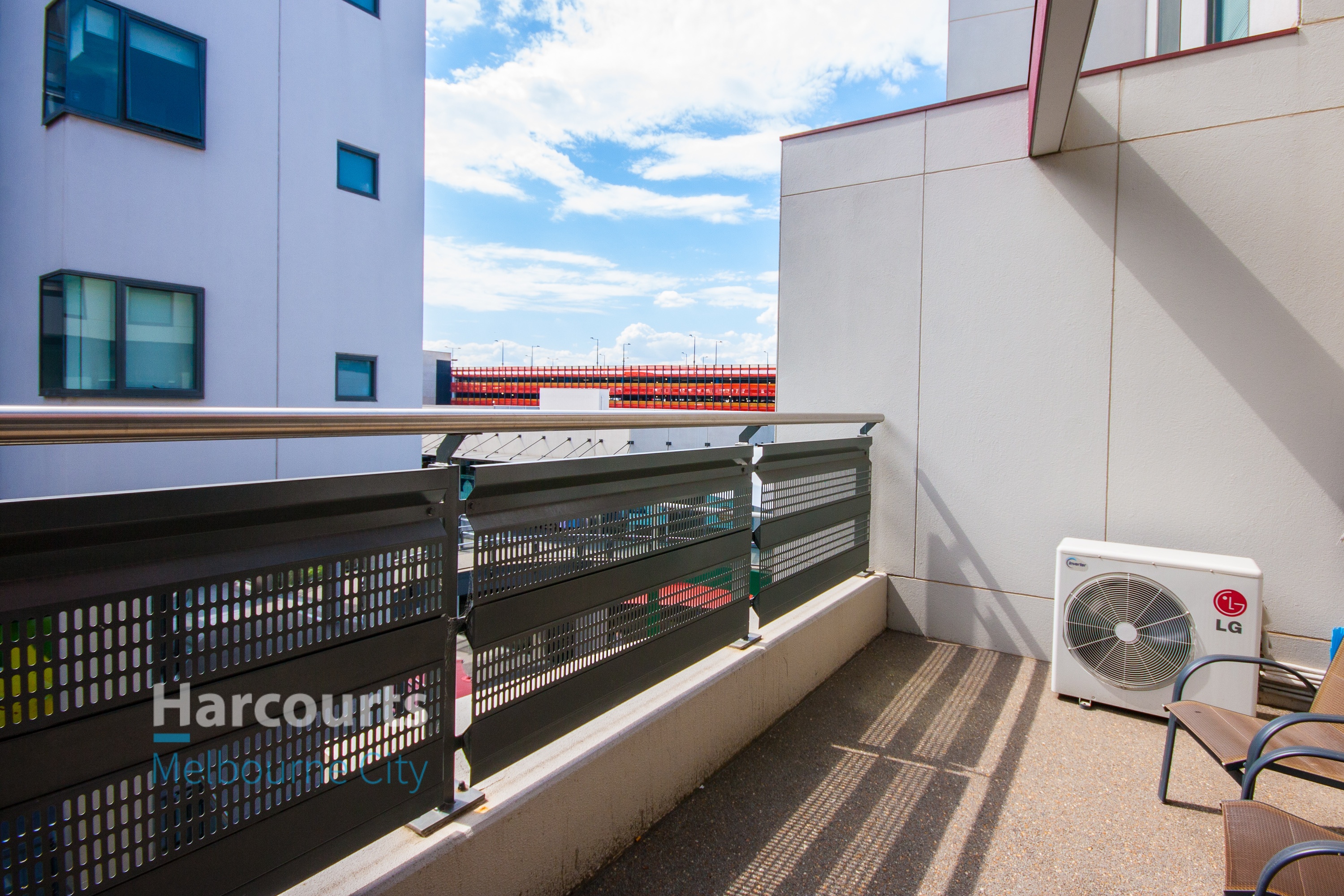 230/117 Studio Lane, Docklands Leased by Harcourts Melbourne City - image 10